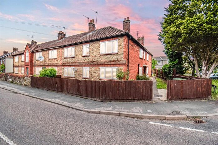 2 Bedroom Apartment To Rent In The Pantiles, West Fen Road, Ely, Cambridgeshire, CB6