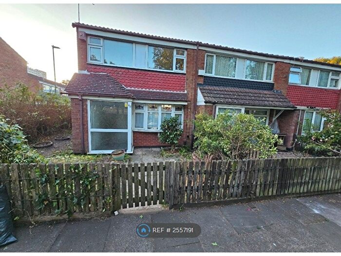 3 Bedroom End Of Terrace House To Rent In Bloomsbury Walk, Birmingham, B7