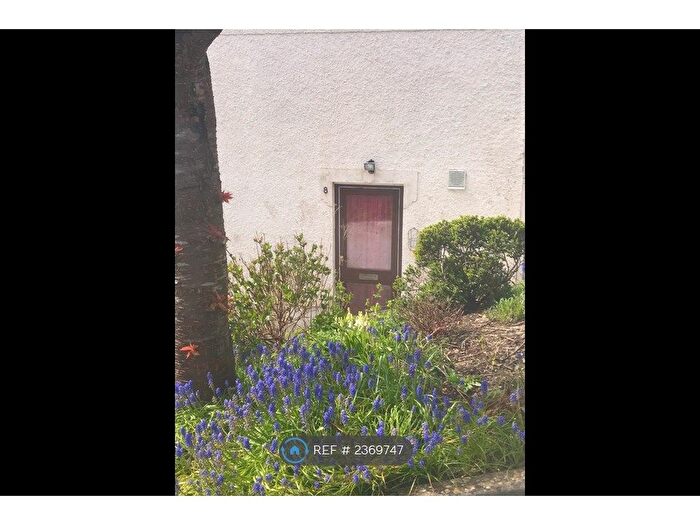 1 Bedroom Flat To Rent In Pentrecastell, Newcastle Emlyn, SA38