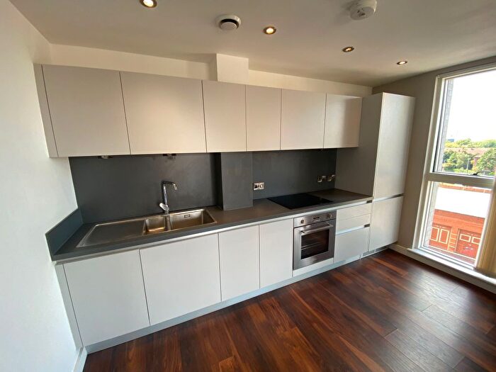 2 Bedroom Flat To Rent In Regent Road, Manchester, M3