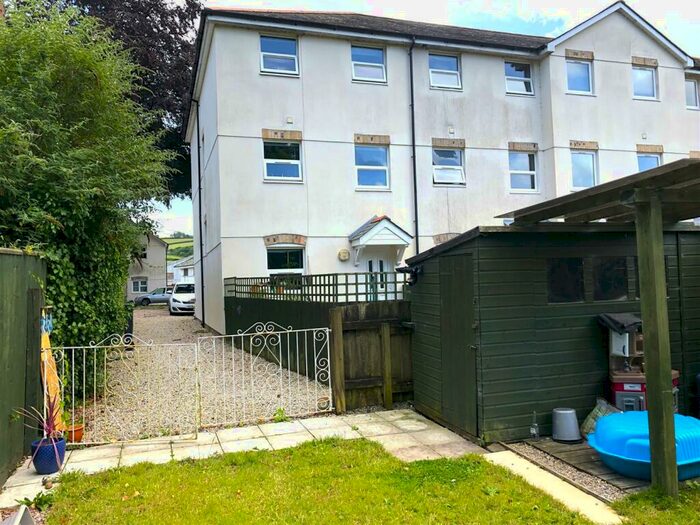 3 Bedroom End Of Terrace House For Sale In The Old Rice Mill, Lifton, PL16