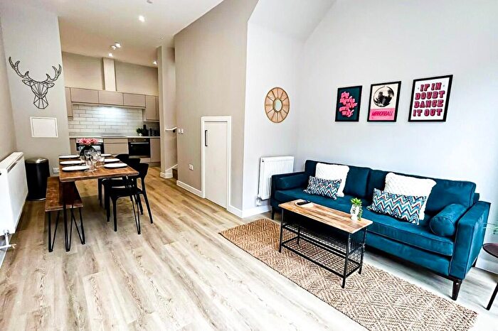 1 Bedroom Terraced House To Rent In West Street, Bristol, BS2