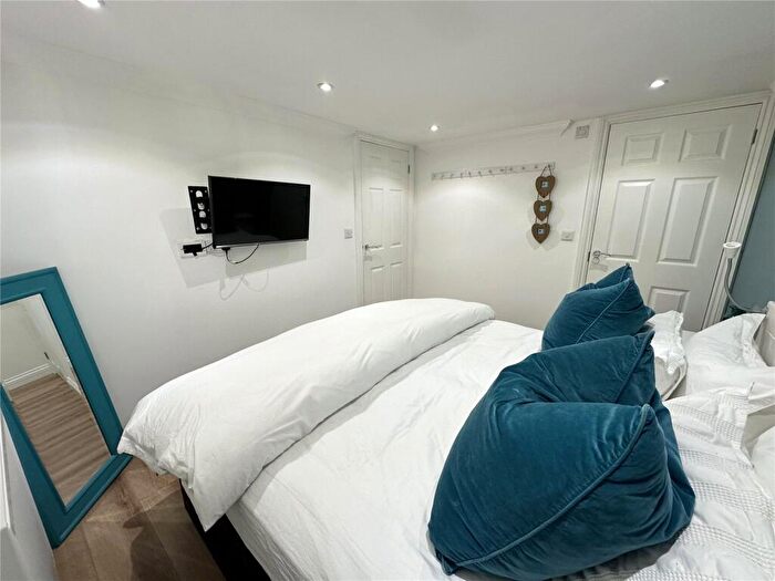 2 Bedroom Apartment To Rent In Glenmoor House, Horton Road, Ashley Heath, Hampshire, BH24