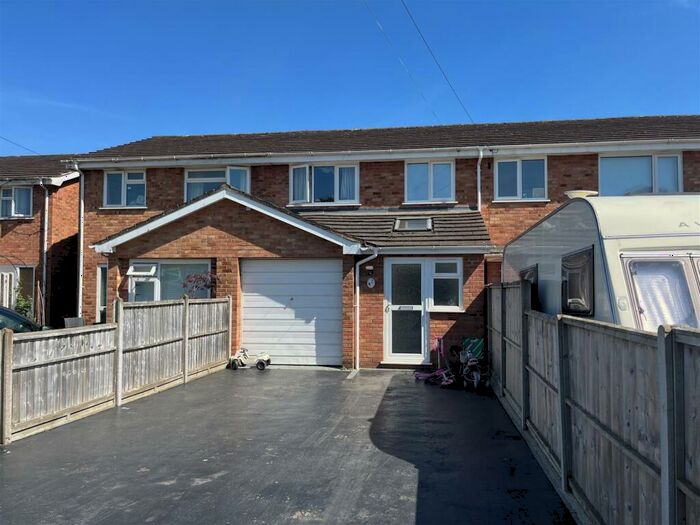3 Bedroom Terraced House For Sale In West View, Newent, GL18