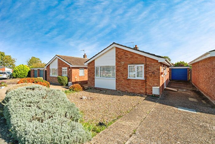 2 Bedroom Bungalow For Sale In Twiss Close, Diss, IP22
