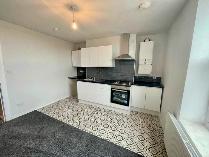 2 Bedroom Flat To Rent In Sheffield Road, Barnsley, S70