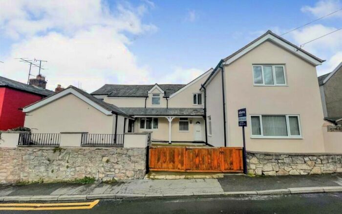 4 Bedroom Semi-Detached House For Sale In Post Office Lane, Denbigh, Clwyd, LL16