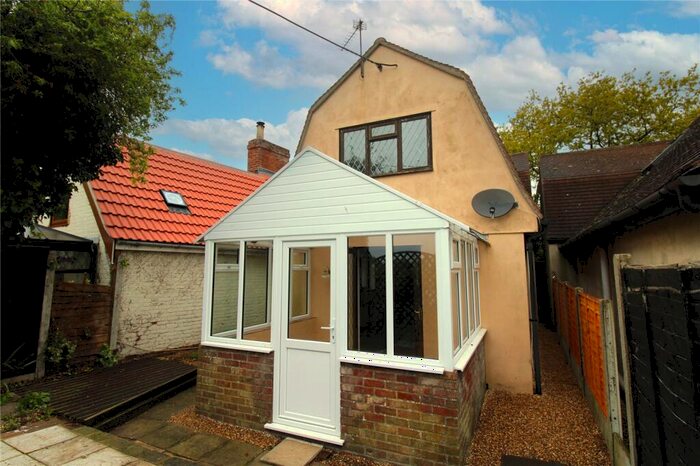 2 Bedroom Detached House To Rent In Ipswich Road, Stratford St. Mary, Colchester, Suffolk, CO7