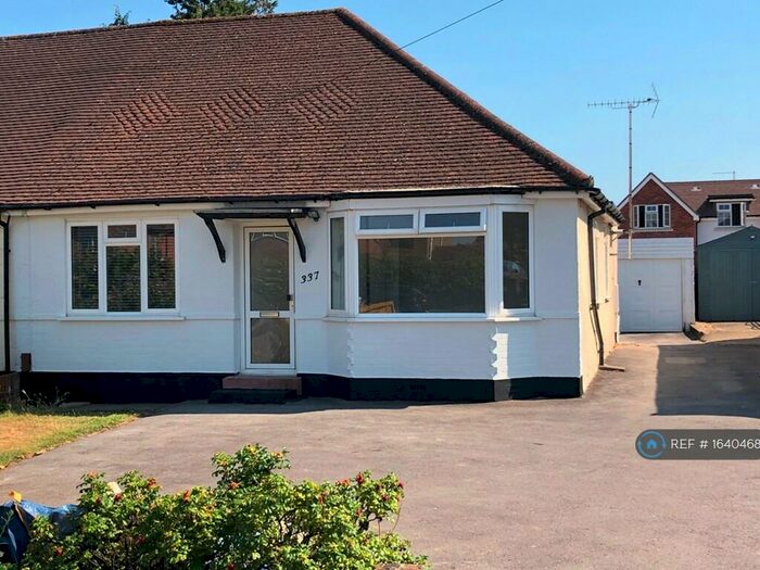 3 Bedroom Bungalow To Rent In Woodham Lane, New Haw, Addlestone, KT15