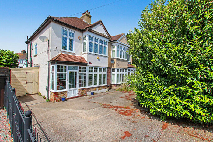 3 Bedroom Semi Detached House For Sale In Arbuthnot Lane, Bexley, DA5