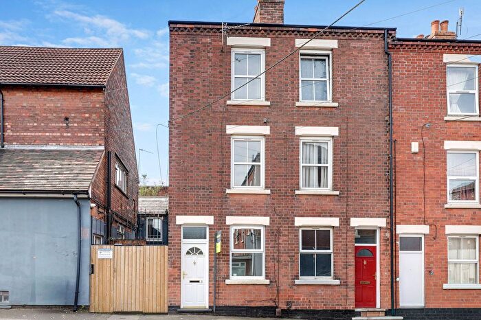 3 Bedroom Terraced House For Sale In Maud Street, Nottingham, NG7