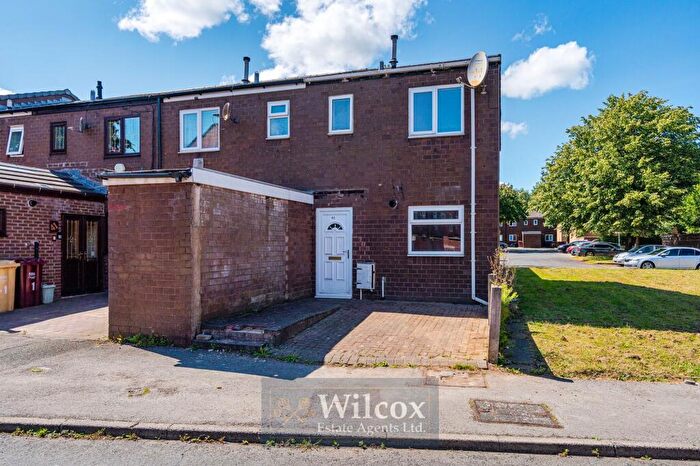 2 Bedroom Terraced House For Sale In Holmes Street, Bolton, BL3