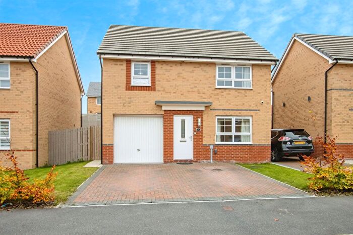 4 Bedroom Detached House For Sale In Paddock Rise, East Ardsley, Wakefield, WF3