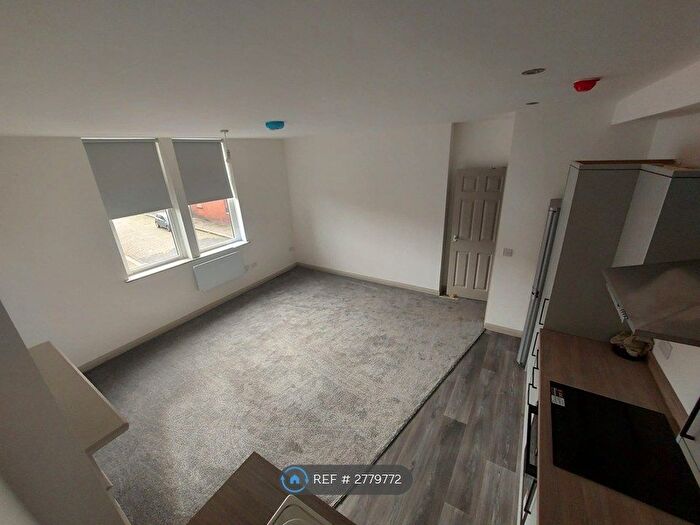 1 Bedroom Flat To Rent In Rawson Street, Farnworth, Bolton, BL4