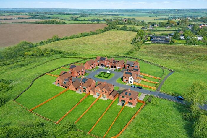 4 Bedroom Property For Sale In High House Farm, Stapleford Abbotts, RM4