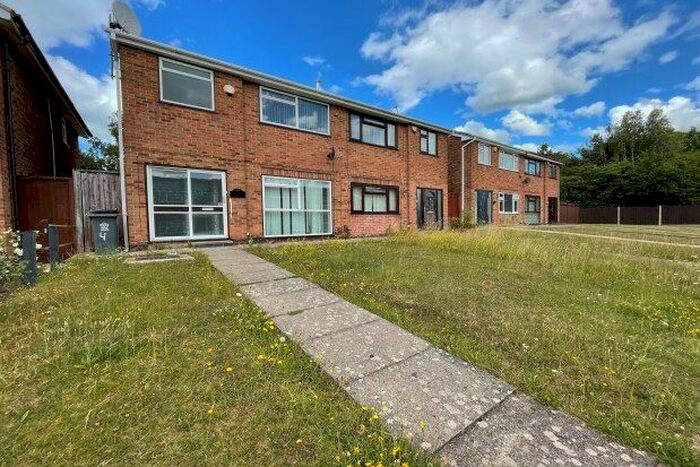 3 Bedroom Property To Rent In Dunsville Walk, Leicester, LE4