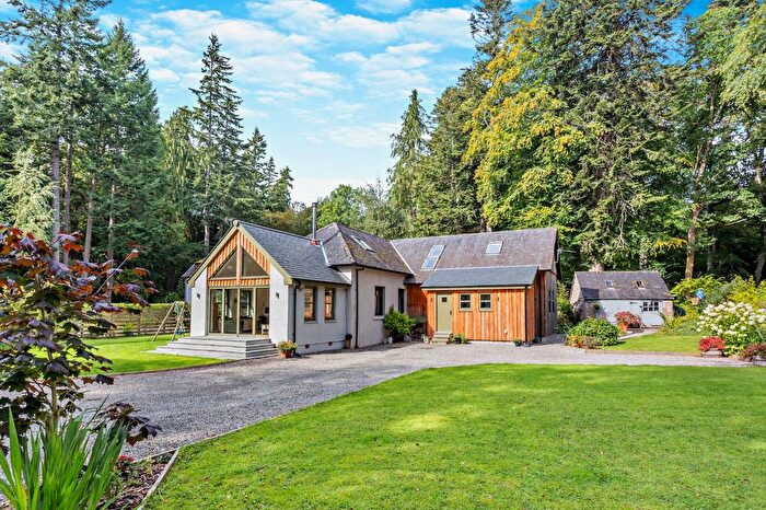 4 Bedroom Detached House For Sale In Achnagairn, Kirkhill, Inverness, IV5