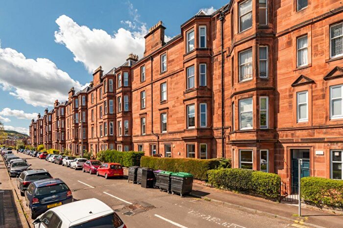 2 Bedroom Flat For Sale In / Macdowall Road, Edinburgh, EH9
