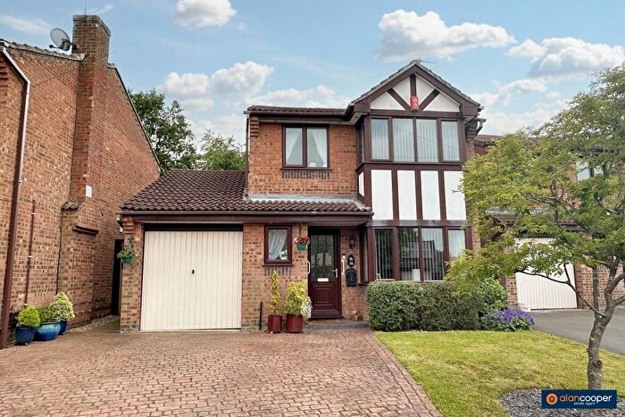 3 Bedroom Detached House For Sale In Orford Rise, Galley Common, Nuneaton, CV10