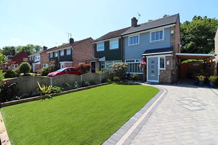 3 Bedroom Semi-Detached House For Sale In Duncansby Drive Bromborough, CH63