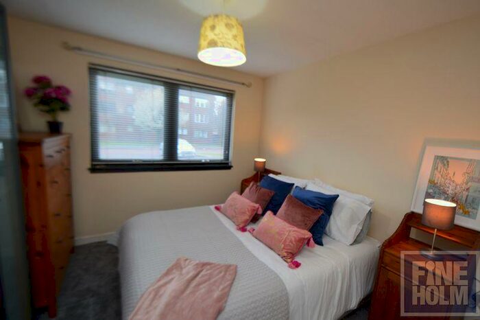 1 Bedroom Flat To Rent In Mill Street, Glasgow Green, Glasgow, Lanarkshire, G40