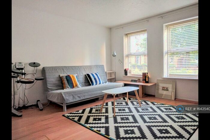 1 Bedroom Flat To Rent In Aaron Hill Road, London, E6