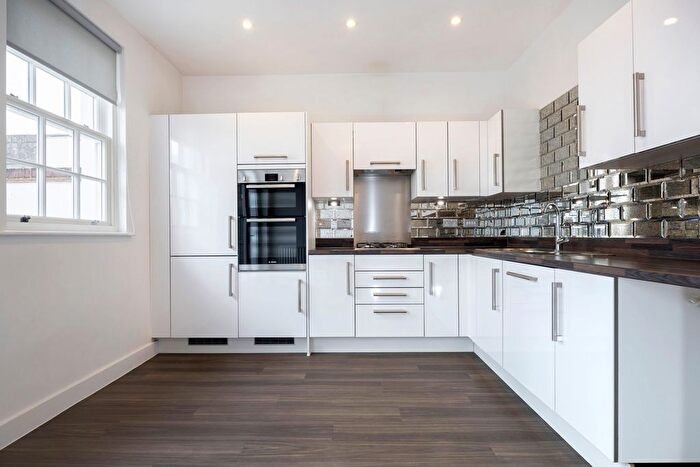 3 Bedroom End Of Terrace House To Rent In Regency Place, Cheltenham, GL52