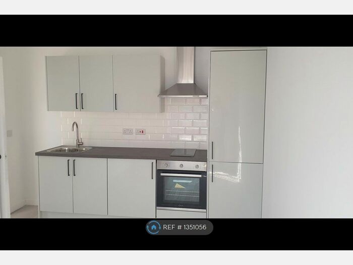 1 Bedroom Flat To Rent In High Road, Tottenham, N17
