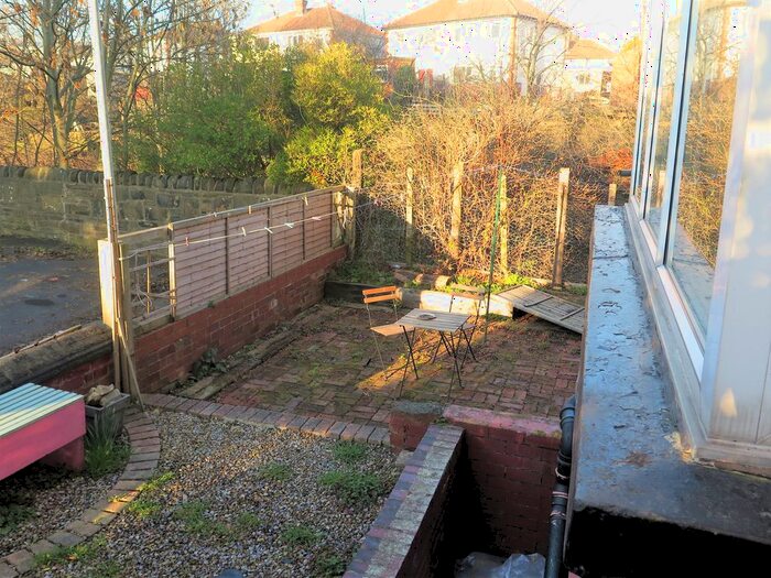 3 Bedroom Terraced House To Rent In Graham Grove, Leeds, LS4