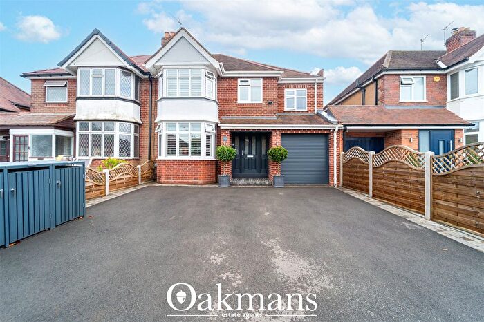 4 Bedroom Semi-detached House For Sale In Causey Farm Road, Halesowen, B63