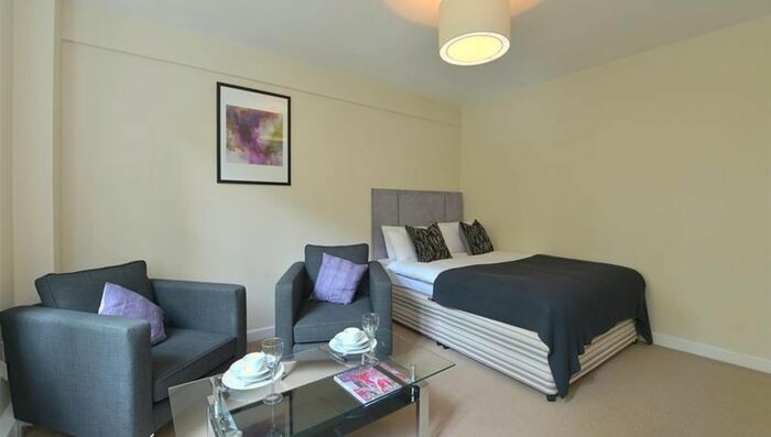 1 Bedroom Studio To Rent In Hill Street, Mayfair, W1J