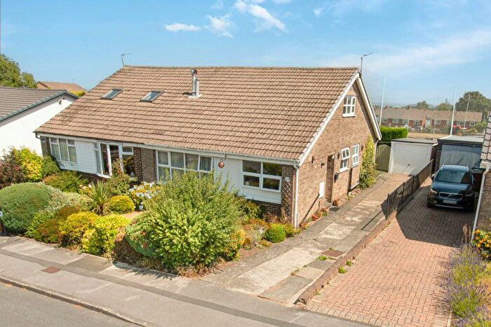 3 Bedroom Bungalow For Sale In Moorside Walk, Drighlington, BD11