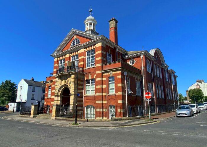 2 Bedroom Apartment For Sale In Cinnabar House, Poulton Road, LA4