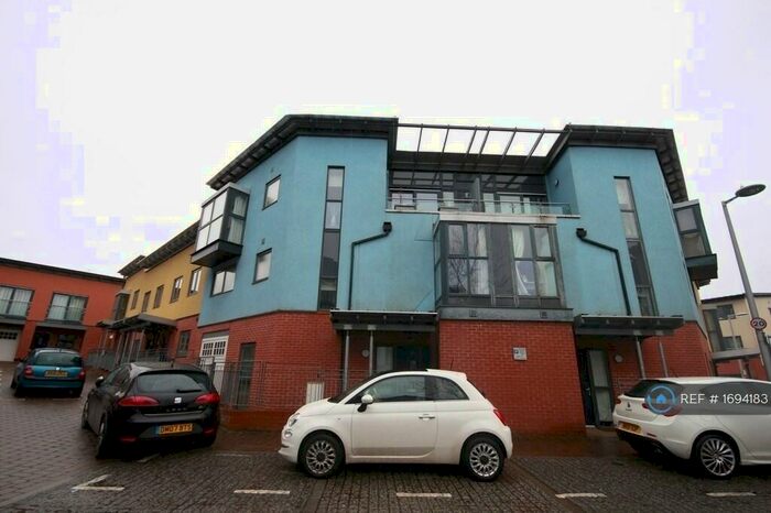 4 Bedroom Terraced House To Rent In Midford Grove, Birmingham, B15