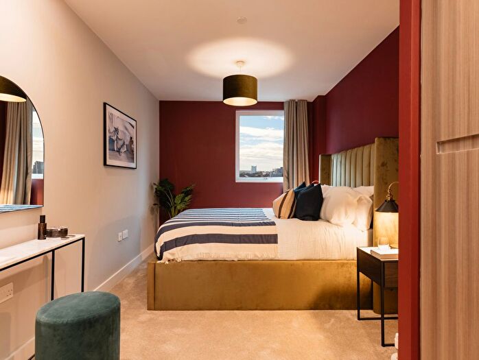 1 Bedroom Flat To Rent In New York Square, Quarry Hill, Leeds, LS2