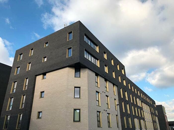 2 Bedroom Flat To Rent In Lombard Street, Birmingham, West Midlands, B12