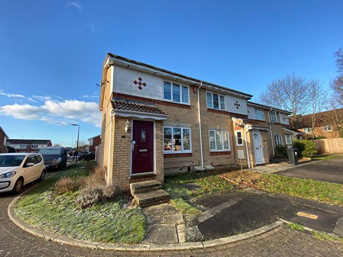 2 Bedroom Semi Detached House To Rent In Stevens Walk, Bristol, BS32
