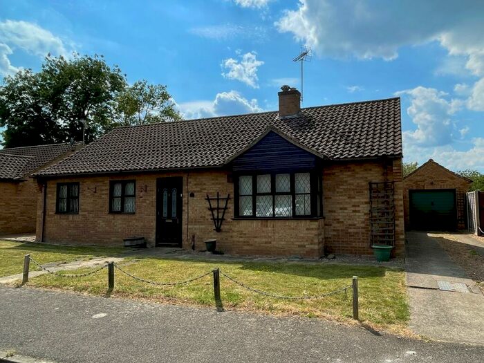 3 Bedroom Detached Bungalow To Rent In Vincent Close, Feltwell, Thetford, IP26