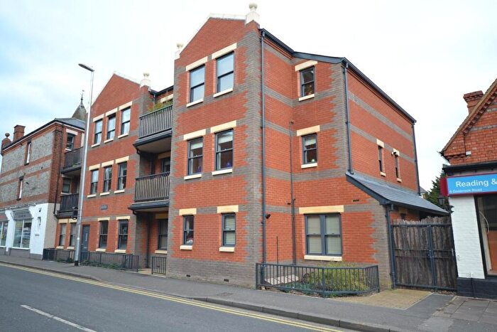 1 Bedroom Apartment To Rent In Carlingford House, Gosbrook Road, Caversham, Reading, RG4