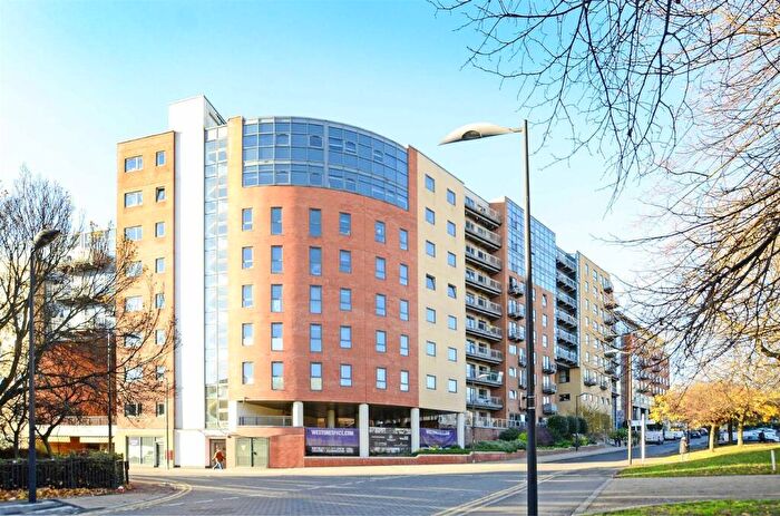 2 Bedroom Apartment To Rent In Fitzwilliam Street, Sheffield, S1