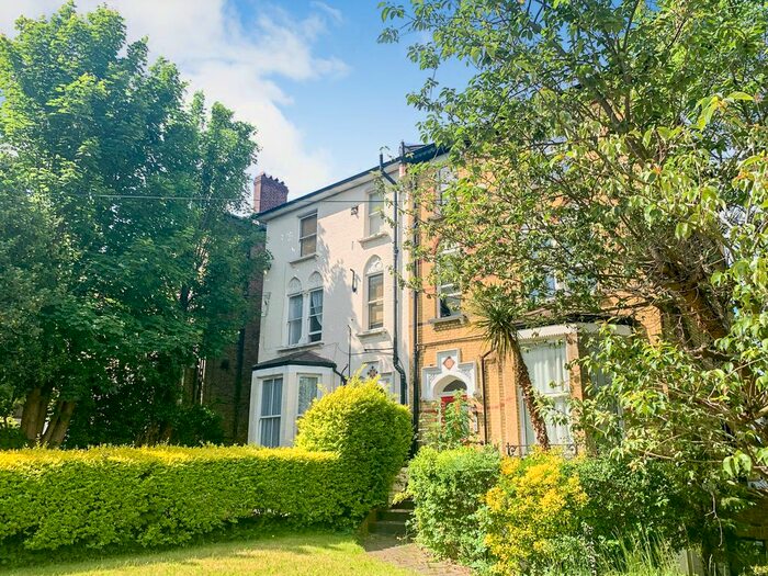 1 Bedroom Flat To Rent In St. Peters Road, Croydon, CR0