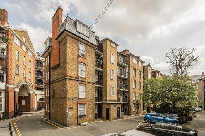 2 Bedroom Flat For Sale In Bourne Estate, Scrope Building, EC1N