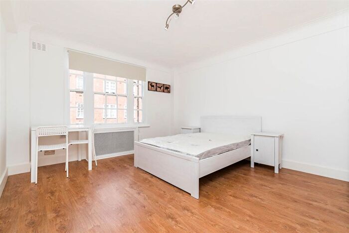 Studio To Rent In Seymour Place, Marylebone, London, W1H