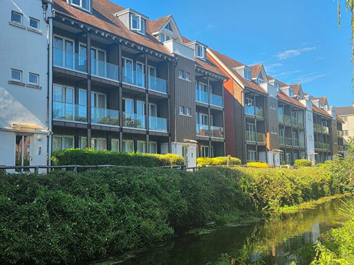 2 Bedroom Flat For Sale In The Rope Walk, Canterbury, CT1