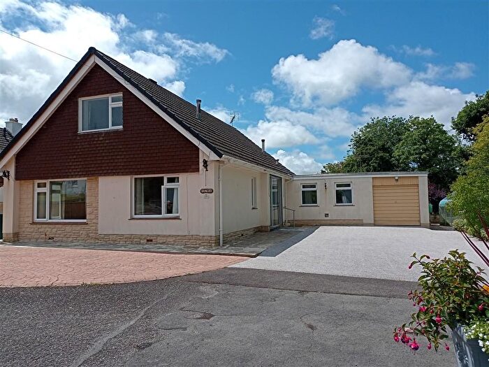4 Bedroom Property For Sale In Maes-Y-Coed, Cardigan, Ceredigion, SA43