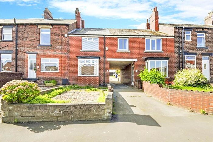 3 Bedroom Terraced House To Rent In Warren Lane, Chapeltown, Sheffield, South Yorkshire, S35