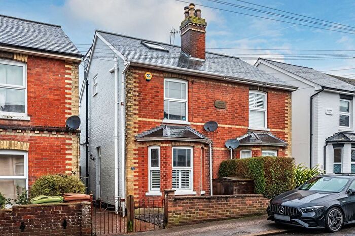 3 Bedroom Semi Detached House For Sale In Edward Street, Southborough, TN4