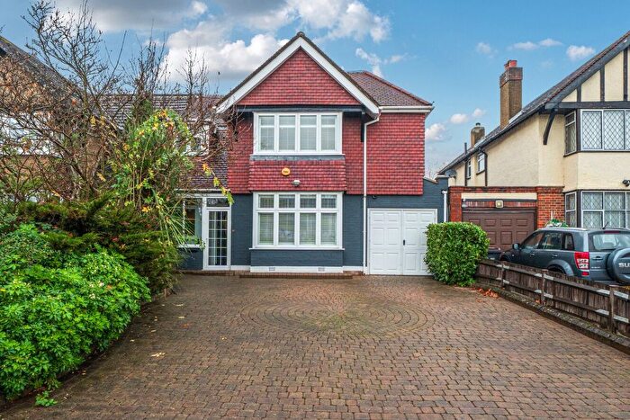 4 Bedroom Semi Detached House For Sale In Kent House Road, Beckenham, BR3