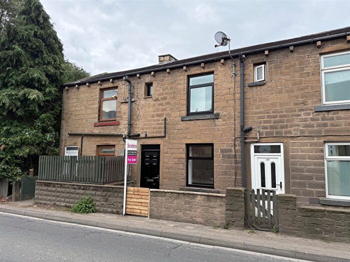 1 Bedroom Terraced House For Sale In Huddersfield Road, Mirfield, WF14