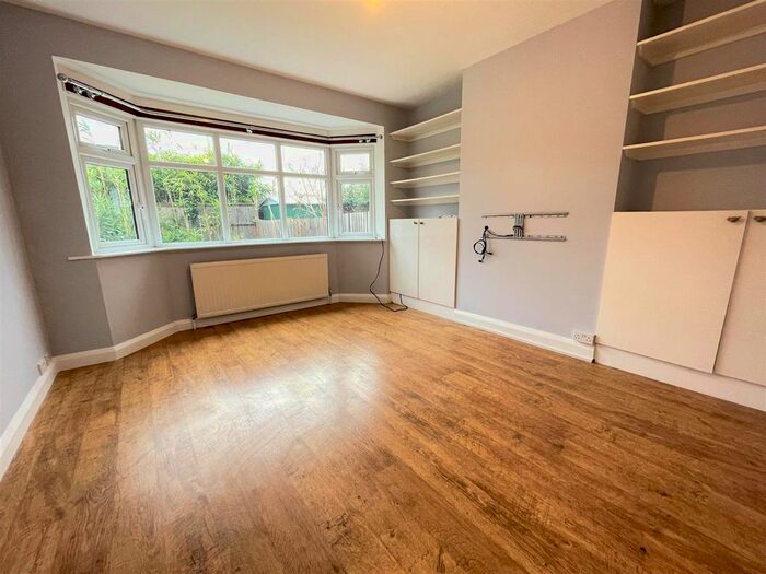 2 Bedroom Maisonette To Rent In Berkeley Close, Ruislip HA4